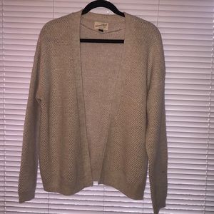 Universal Thread women’s medium sweater